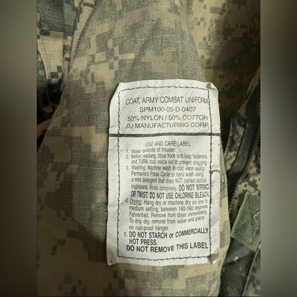 Official US Army Combat Uniform Jacket Size Medium-XLong - Picture 3 of 3